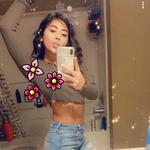 Meet your Posher, Karina